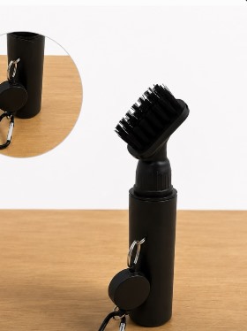 Cepillo de golf absorbente negro con mosquetón retráctil